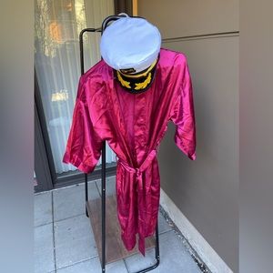 Hugh Hefner hat and robe - no pipe
